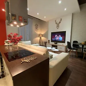 Downtown In Style - Luxury Apartment